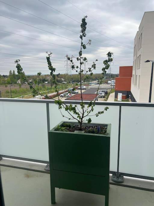 Apartment F3 Cozy Avec Balcon Proche De Paris Et Aeroport Cdg Villiers-le-Bel