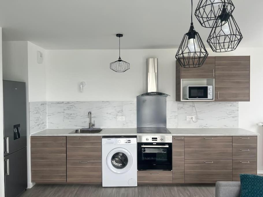 Apartment F3 Cozy Avec Balcon Proche De Paris Et Aeroport Cdg